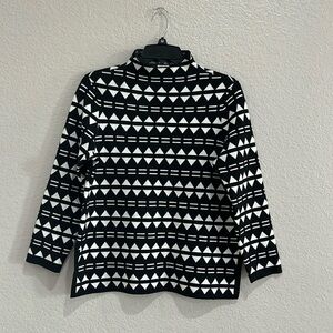 Anne Klein Women’s Mock Neck Sweater Black White Geometric Triangle Print Sz S